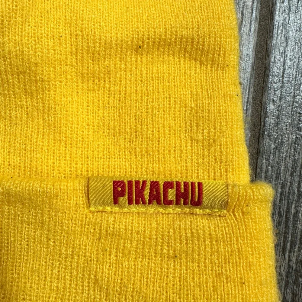 Pokemon Pikachu Beanie Hat Yellow Cartoon Character Kids Youth‎ 4-20